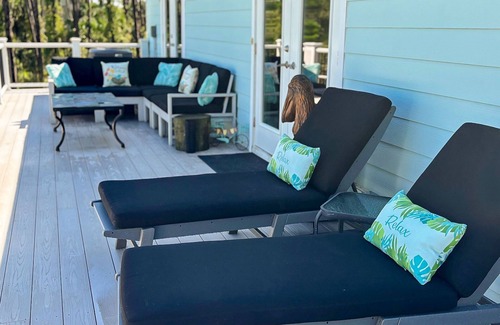 East End Casa | Dog-friendly ocean-view house with central AC & washer/dryer - snowbird-friendly