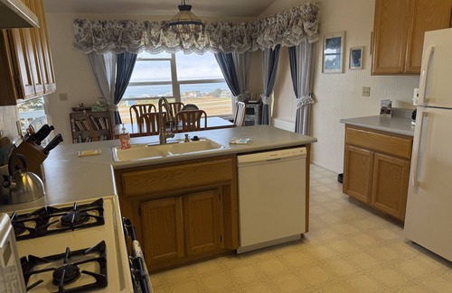 Shelter Cove Casa | Dog-friendly ocean-view home with gas grill - walk to beach or golf course