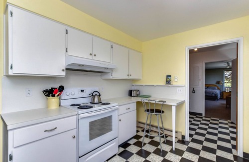 Bandon Casa | Adecuado para perros, frente al mar w / acceso a la playa, chimenea acogedora, y una gran cubierta