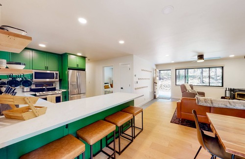 Glencoe Cabina | Dog-friendly remodeled home with forest views, wood stove, deck, washer/dryer