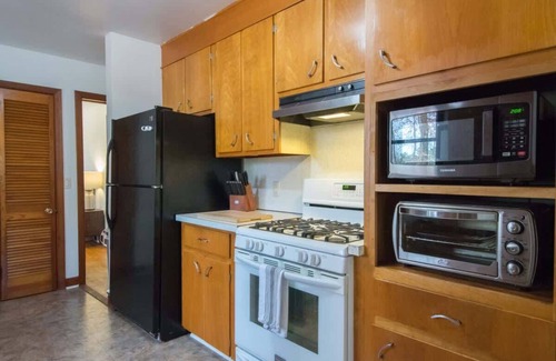Hendersonville Casa | Dog-Friendly Retreat~$375 Free Activities Daily