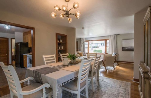 Hendersonville Casa | Dog-Friendly Retreat~$375 Free Activities Daily
