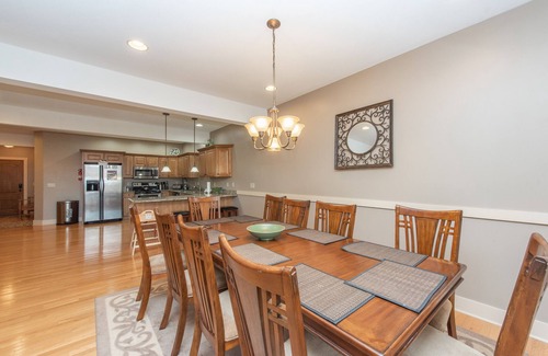 Thayerville Casa | New! Restful Retreat: Lake Area, Dogs Welcome, Hot Tub!