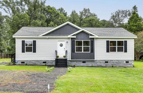 Russellville Casa | Dog Friendly, Screened Porch St Stephen Retreat!