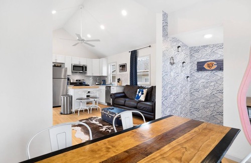 Usmma Casa | Dog-friendly Single-Family Home w Fenced Yard Washer, Dryer in NYC's "Nantucket"