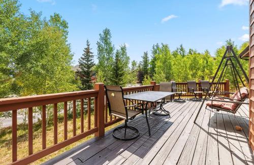 Wildernest Casa | Dog Friendly Stay Near Trails in Silverthorne