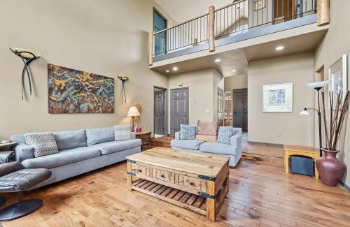 Wildernest Casa | Dog Friendly Stay Near Trails in Silverthorne