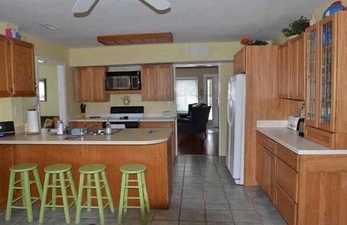 Isle of Palms Casa | Isle of Palms, Ocean Breezes NUEVOS DESCUENTOS DE RESERVAS DE OTOÑO - ¡CONSULTE HOY!