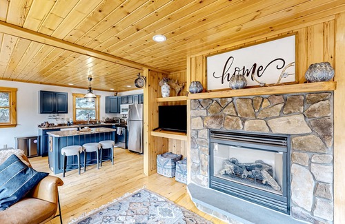 Rumford Center Casa | Dog-friendly Sunday River retreat with hot tub, large yard, grill, washer/dryer