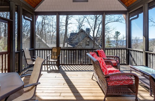 Pisgah Forest Casa | Dog-friendly Sutton Knob home with spectacular Pisgah views & screened-in porch