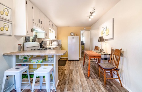 Eureka Cabaña | Dog-Friendly, Waterfront Cottage Right on Marina w/Free WiFi, Water Views, Patio