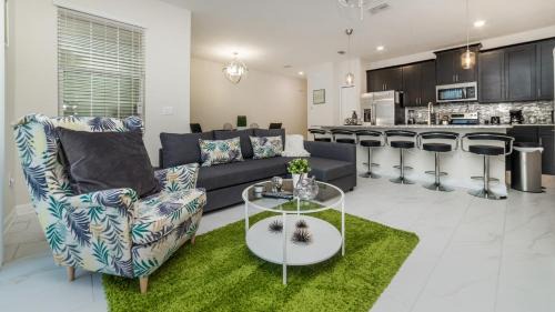 Pipers Glen Estates Casa | DOG9055