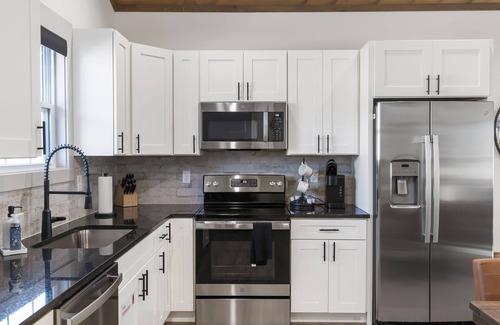 Branson Cabina | Dogwood Flats 🌲 Fire Pit 🔥 Hot Tub 💦 Lake Taneycomo Access
