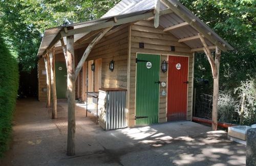 Ewhurst Green Otro | Dogwood Yurt