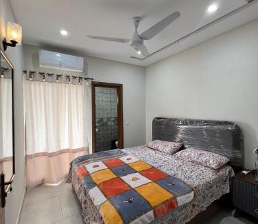 Hassan Abdal Apartamento | Doha emporium B-17 multi garden Islamabad 2 bad flate for rent