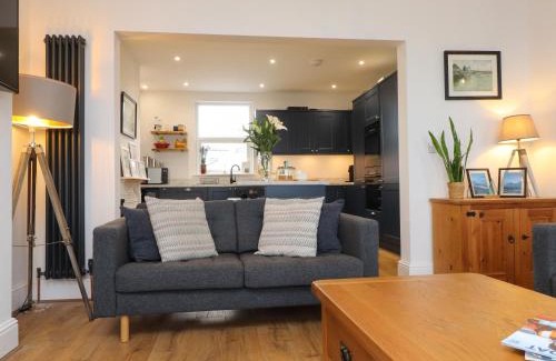 Cemaes Bay Casa | Dolfor