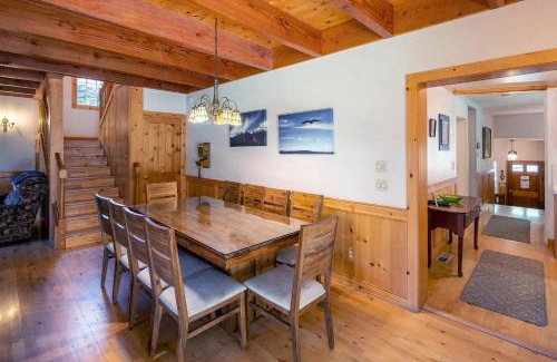 Lake Forest Casa | Dollar Point Lodge By Hauserman Rentals