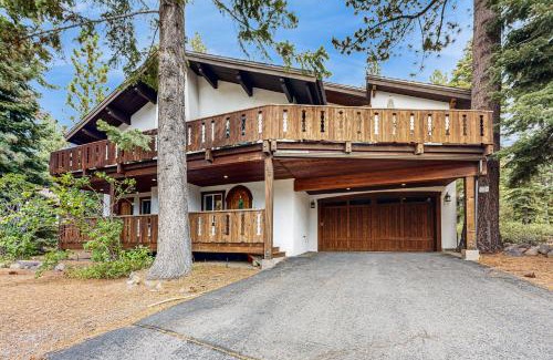 Lake Forest Casa | Dollar Point Palace