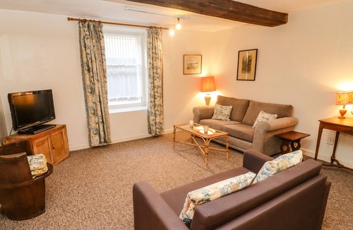 Cirencester Cabaña | Dollar Ward House Basement