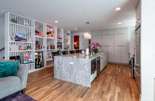 Nashville Casa | Dolly s Big House - 18 Beds Skydeck Views