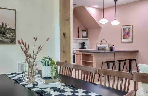 Wheatland Casa | Dolly's Den at Selah- 3 bed 2 bath Sleeps 7