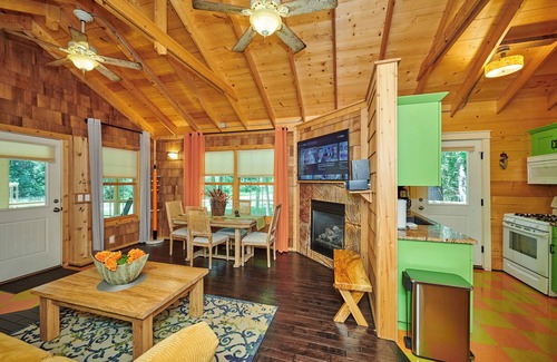 Fennville Casa | Dollybrook 7 - Pet friendly - Community Pool(CLOSED for the season) - Groups welcome
