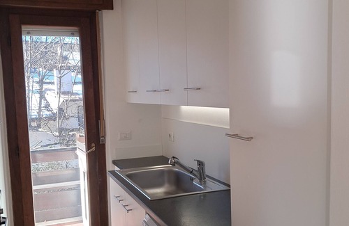 Ziano di Fiemme Apartamento | Apartamento Dolomiti 2 grandes balcones con vistas a la estufa de diésel Val di Fiemme