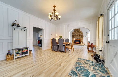 Lewis Cabaña | 'Dolorable' Home w/ Yard - Walk to River!