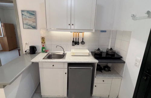 Roda Hotel | DOLPHIN APARTMENTS & STUDIOS