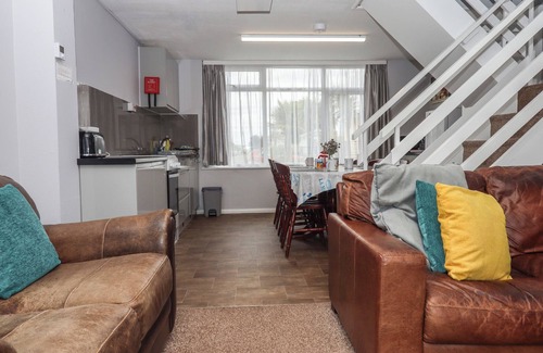 Dawlish Warren Cabaña | DOLPHIN CHALET, pet friendly in Dawlish Warren