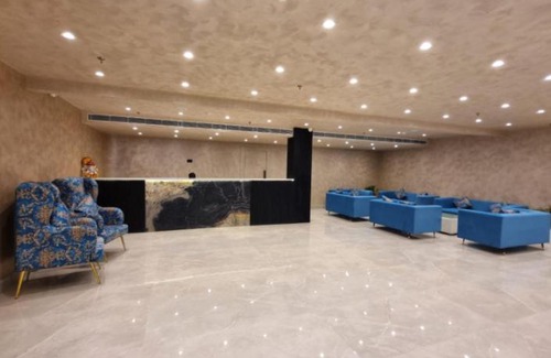 Mohangarh Hotel | Dolphin Club, Bara Banki