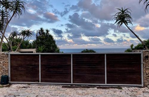 Umhlali Beach Villa | Dolphin Coast YOLO Spaces - Ballito Beach House Villa