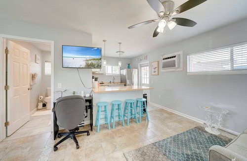 Bel Air Casa | Dolphin Days Cottage