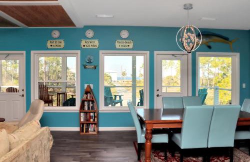 Port St. Joe Casa | Dolphin Daze by Pristine Properties Vacation Rentals