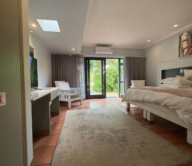 Wilderness Beach Casa | Dolphin Dunes Guesthouse