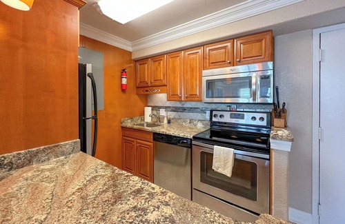 Northeast Virginia Beach Apartamento | Dolphin Run Oceanfront Suites Virginia Beach