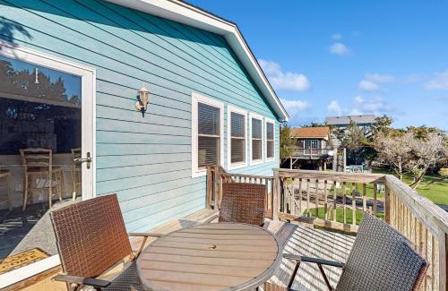 Frisco Casa | Dolphin Tales