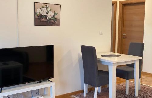 Kragujevac Apartamento | Dom apartmani II