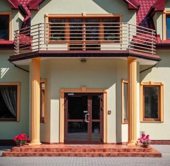 gmina Sianow Casa | Dom Gościnny Liść Dębu