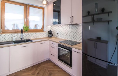 Pierwoszyno Casa | Dom na wzgórzu z widokiem na morze - Etezje Apartamenty