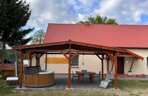 Miedzichowo Apartamento | Dom Nad Jeziorem Trzy Tonie