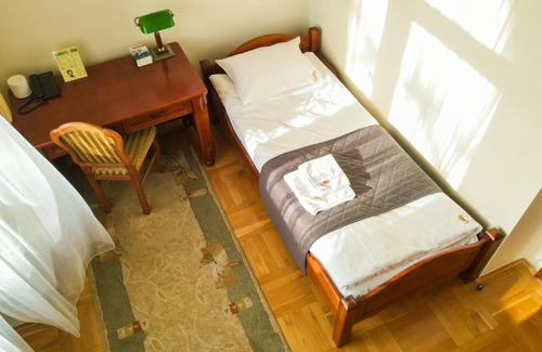 Krzeszowice Cama Y Desayuno | Dom rekolekcyjny Vincentinum