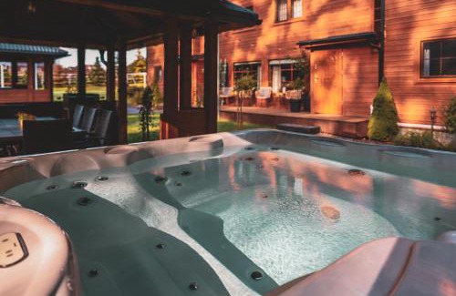 Borzestowska Huta Casa | Dom to za mało ! Jacuzzi boiska plac zabaw ognisko