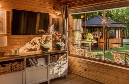 Borzestowska Huta Casa | Dom to za mało ! Jacuzzi boiska plac zabaw ognisko