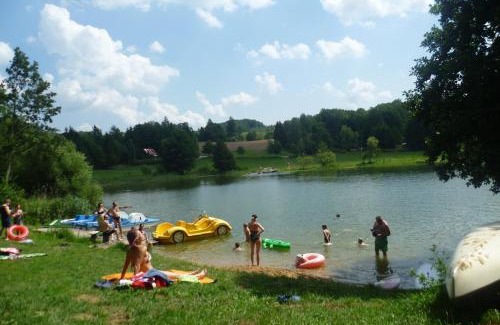 Lapalice Casa | Dom z widokiem na jezioro i domek nad jeziorem