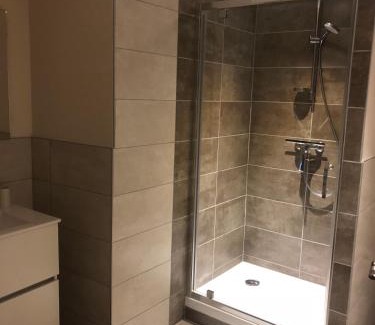 Saint-Etienne-des-Oullieres Apartamento | Domaine des Dutreve