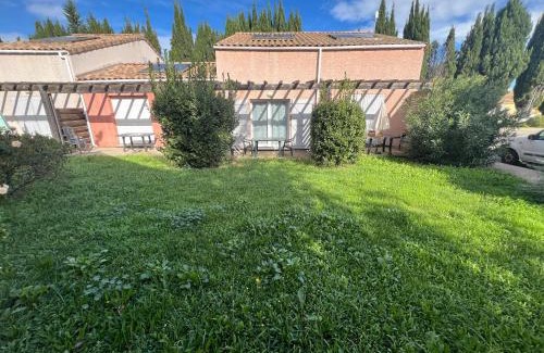 Saint-Christol Casa | Domaine de Bacchus-Villa Occitane-Climatisée 4 couchages