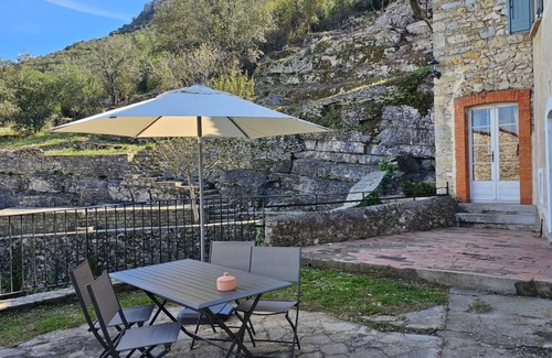 Sauve Apartamento | Apartamento-Source Grande Terrasse-Apartamento-Baño con bañera-Vista al rio