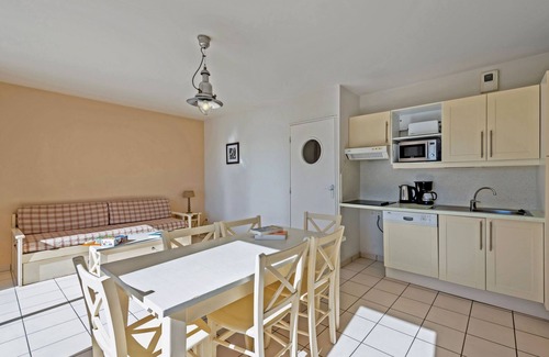 Plougonvelin Apartamento | Domaine de Bertheaume by Interhome