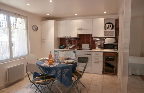 La Motte Apartamento | Estudio *** en antigua casa de campo, piscina